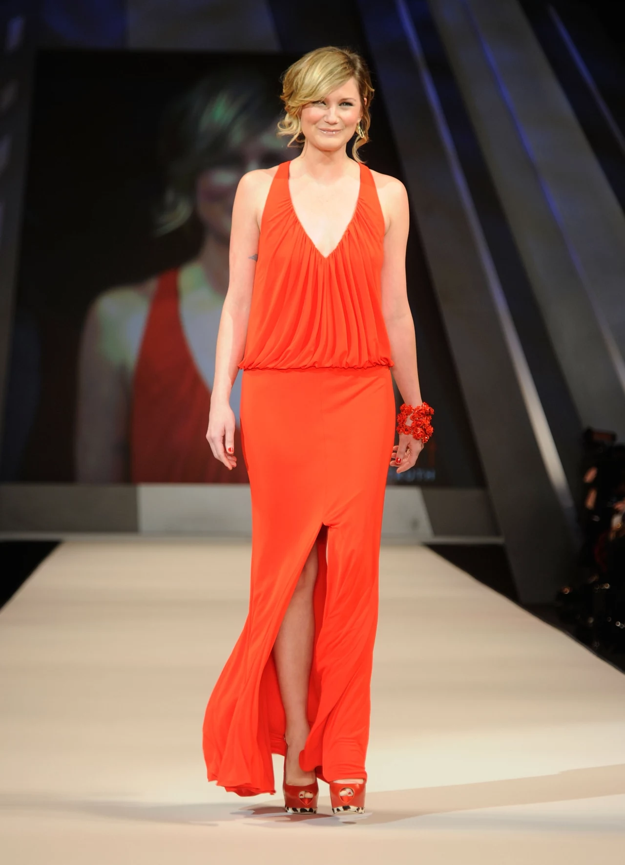 Jennifer Nettles Jennifer Nettles