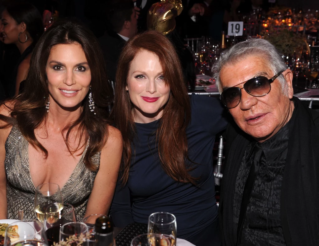Cindy Crawford, Julienne Moore, Roberto Cavalli Cindy Crawford, Julienne Moore, Roberto Cavalli