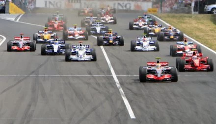 Jeden z szybszych fragmentów Hungaroring. Jeden z szybszych fragmentów Hungaroring.