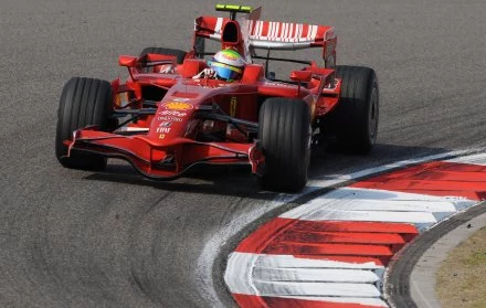 Ferrari nie chce wprowadzenia standardowych silników w F1 Ferrari nie chce wprowadzenia standardowych silników w F1