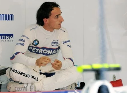 Robert Kubica w wywiadzie dla "Przeglądu Sportowego" narzeka na małą wiedzę Polaków