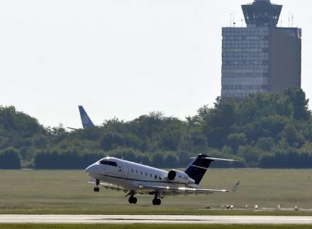 Bombardier CL-600 zabrał Filipe Massę z Budapesztu do Sao Paulo. Bombardier CL-600 zabrał Filipe Massę z Budapesztu do Sao Paulo.