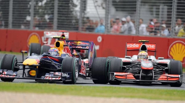 Mark Webber toczył zażartą walkę z Lewisem Hamiltonem na torze Albert Park