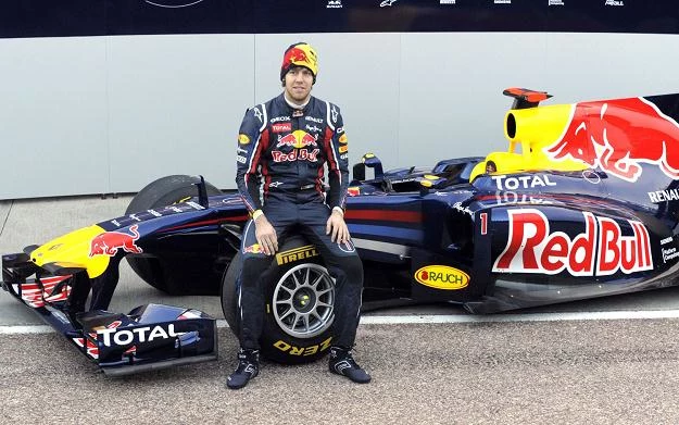 Sebastian Vettel podczas prezentacji nowego bolidu Red Bull Racing