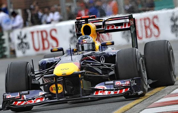 Sebastian Vettel z Rad Bull-Renault Sebastian Vettel z Rad Bull-Renault
