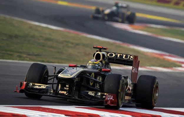 Bruno Senna z Lotus-Renault