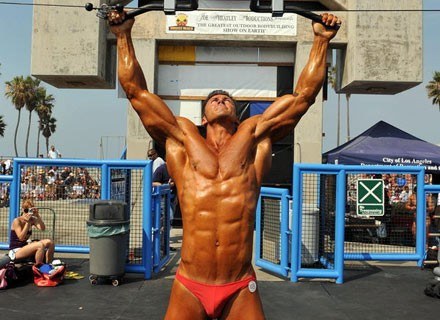 Konkurs kulturystyczny ?Mr and Mrs Muscle Beach?. Venice Beach, Kalifornia, 4 lipca 2008