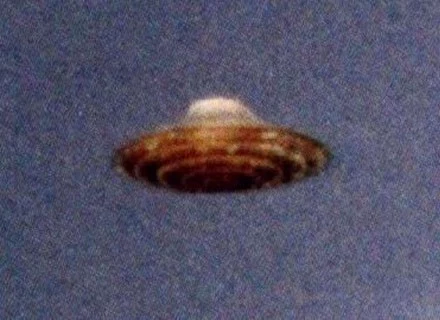 Fotografia domniemanego UFO Fotografia domniemanego UFO