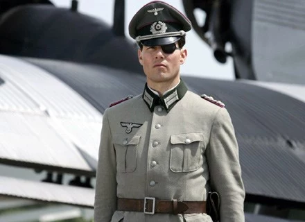 płk Stauffenberg w wydaniu filmowym, grany przez Toma Cruise