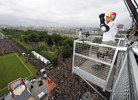 Taig Khris chwilę przed skokiem /fot. Extreme Sports Channel