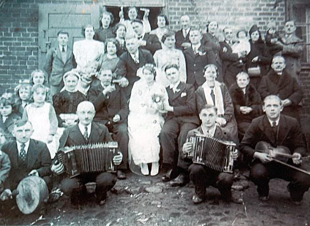 Jedyne zachowane zdjęcie ojca - ślub Marianny Korcz i Wiktora Pigli, Kostrzyn Wlkp., 27.01.1939 r.