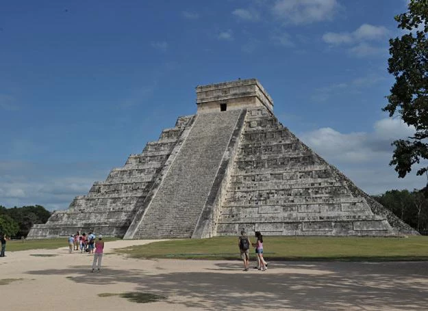 Świątynia Kukulkána, tzw. El Castillo w Chichén Itzá