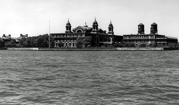 Ellis Island na zdjęciu z 22 maja 1977 r.