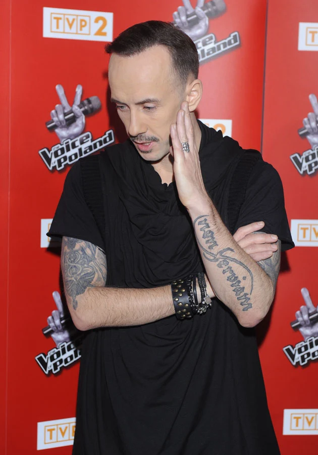 Znajomi Nergala narzekają, że wokalista w ogóle o siebie nie dba.