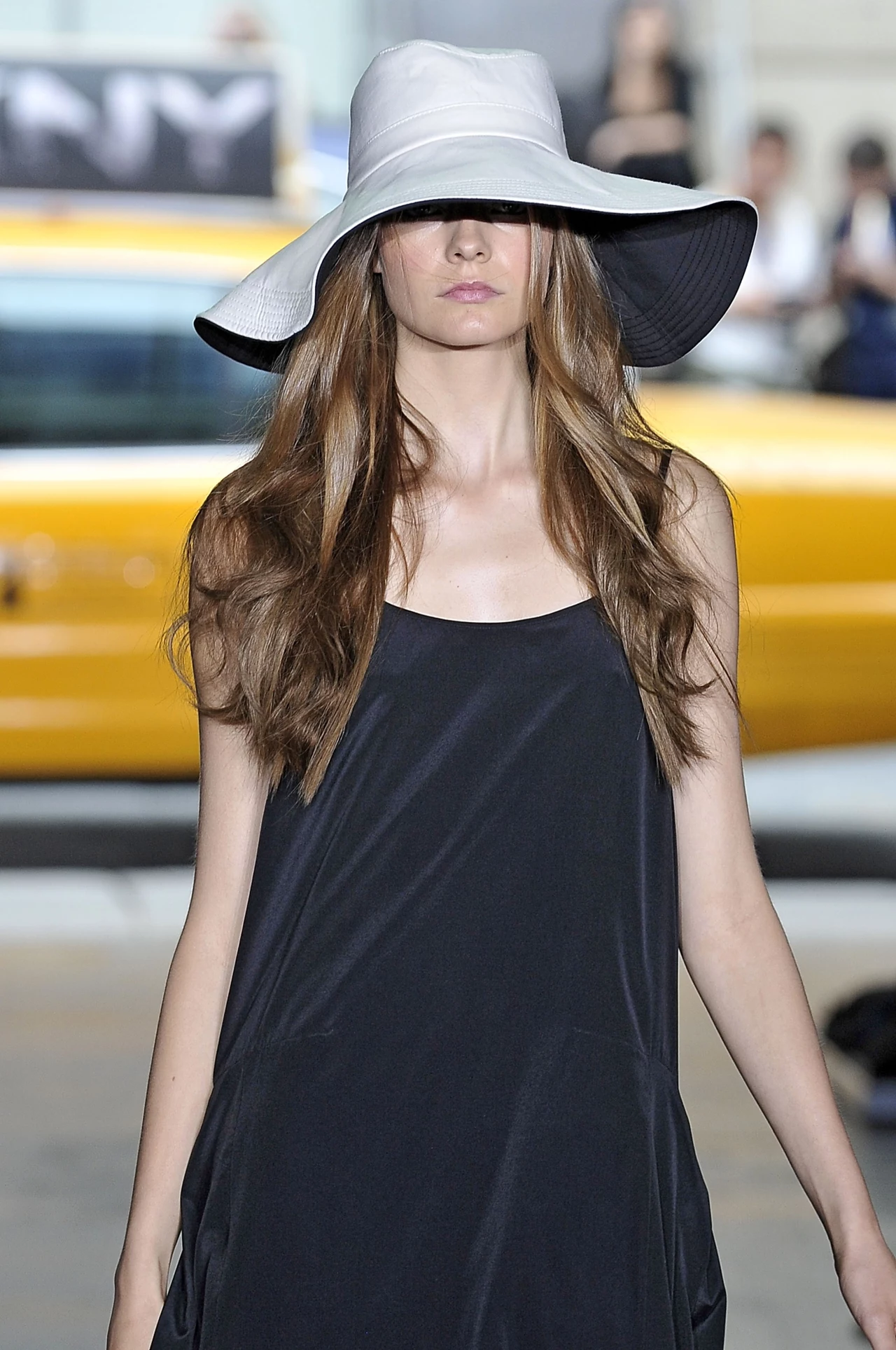 DKNY