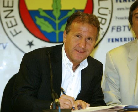 Zico poprowadzi klub Bunyodkor Taszkient z Uzbekistanu