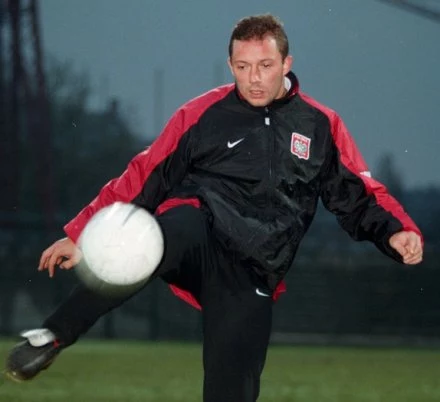Wojciech Kowalczyk nie zapomniał jak się gra w piłkę. Fot. Marek Zieliński. Wojciech Kowalczyk nie zapomniał jak się gra w piłkę. Fot. Marek Zieliński.
