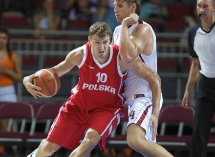 Adam Wójcik (z piłką)