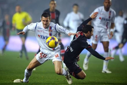Ludovic Giuly (z prawej)