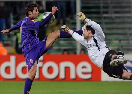 Adrian Mutu (z lewej) Adrian Mutu (z lewej)