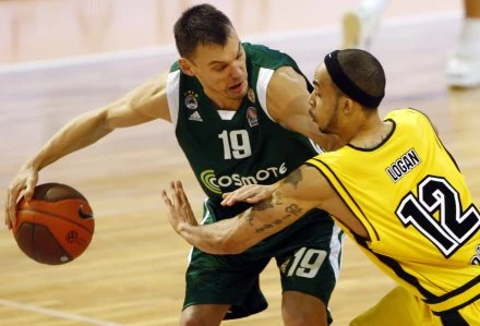 Sarunas Jasikevicius i David Logan