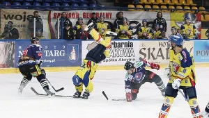 W locie obrońca "Szarotek" Martin Iviczicz, fot: Tadeusz Bącal