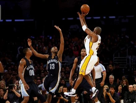 Kobe w locie.