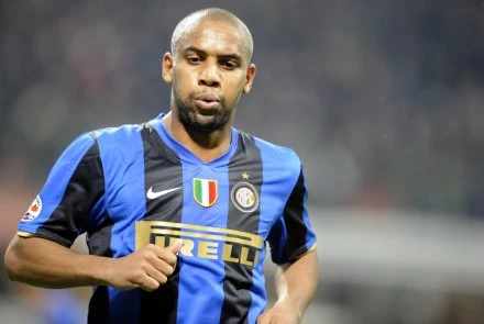 Maicon. Maicon.