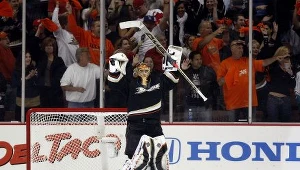 Jonas Hiller (Anaheim Ducks) rozegrał bardzo dobry mecz.