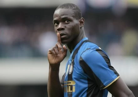 Balotelli ucisza swoich krytyków. Uważa, że będzie jednym z największych piłkarzy świata Balotelli ucisza swoich krytyków. Uważa, że będzie jednym z największych piłkarzy świata