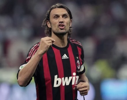 Paolo Maldini uważa, że pozbycie się Kaki było błędem Paolo Maldini uważa, że pozbycie się Kaki było błędem