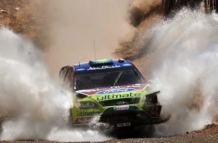 Za kierownicą Mikko Hirvonen Za kierownicą Mikko Hirvonen