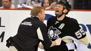 Siergiej Gonczar grał mimo bolesnej kontuzji.