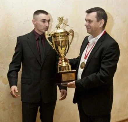 Jarek Różański i Wiesław Wojas już opuścili pokład Podhala. Fot. Tadeusz Bącal. Jarek Różański i Wiesław Wojas już opuścili pokład Podhala. Fot. Tadeusz Bącal.