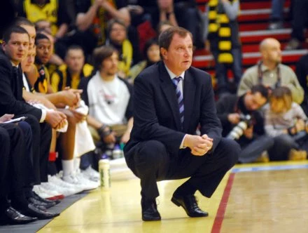 Trener poznańskiej ekipy - Eugeniusz Kijewski Trener poznańskiej ekipy - Eugeniusz Kijewski