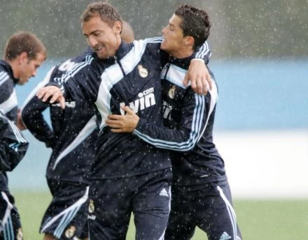 Dudek żartuje, że Ronaldo powinien stawiać kolację całej drużynie Realu Madryt Dudek żartuje, że Ronaldo powinien stawiać kolację całej drużynie Realu Madryt