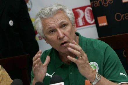 Henryk Kasperczak - jeden z kandydatów do pracy w Poznaniu Henryk Kasperczak - jeden z kandydatów do pracy w Poznaniu