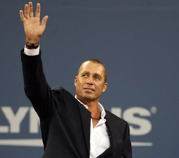 Lendl po 16 latach wrócił na kort Lendl po 16 latach wrócił na kort