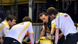 Zespół Renault ma zaufanie do Roberta Kubicy