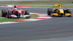 Tak Fernando Alonso wyprzedził Roberta Kubicę na Silverstone