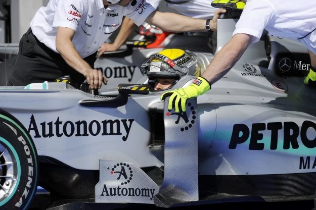 Nico Rosberg w bolidzie Mercedesa Nico Rosberg w bolidzie Mercedesa