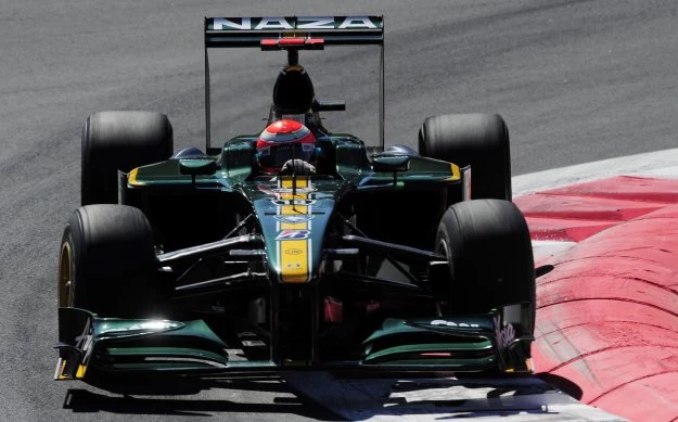 Jarno Trulli w bolidzie Lotusa Jarno Trulli w bolidzie Lotusa