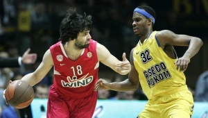 Daniel Ewing pozostał w zespole z Gdyni