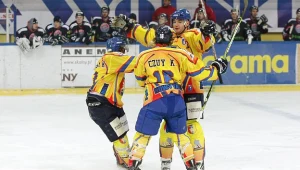 Radość hokeistów MMKS/Podhala/fot. Tadek Bącal