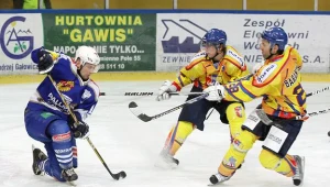 Hokeiści Aksam Unii i MMKS Podhala Nowy Targ zmierzą się w 1. rundzie play offów fot: Tadeusz Bącal