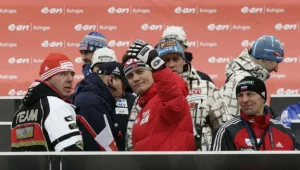 Mika Kojonkoski (w środku)