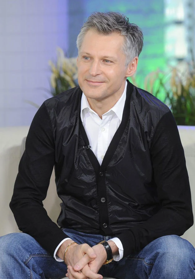 Robert ma takie oszczędności, że nie musi się martwić o emeryturę. Robert ma takie oszczędności, że nie musi się martwić o emeryturę.