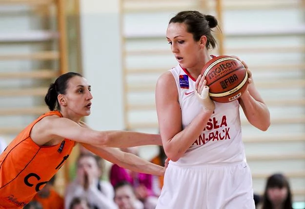 Ewelina Kobryn (z prawej) może być pewna miejsca w Wiśle Can-Pack. Fot. Tomasz Folta