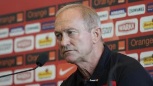 O kibicach, Smudzie i dziennikarzach - rzecz jasna - szukających sensacji