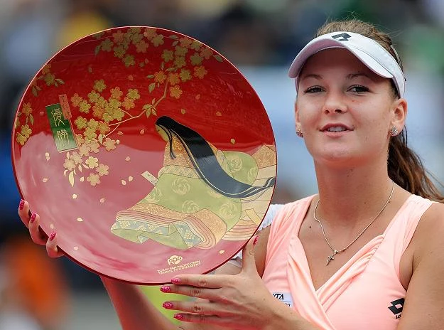 Agnieszka Radwańska z trofeum Agnieszka Radwańska z trofeum